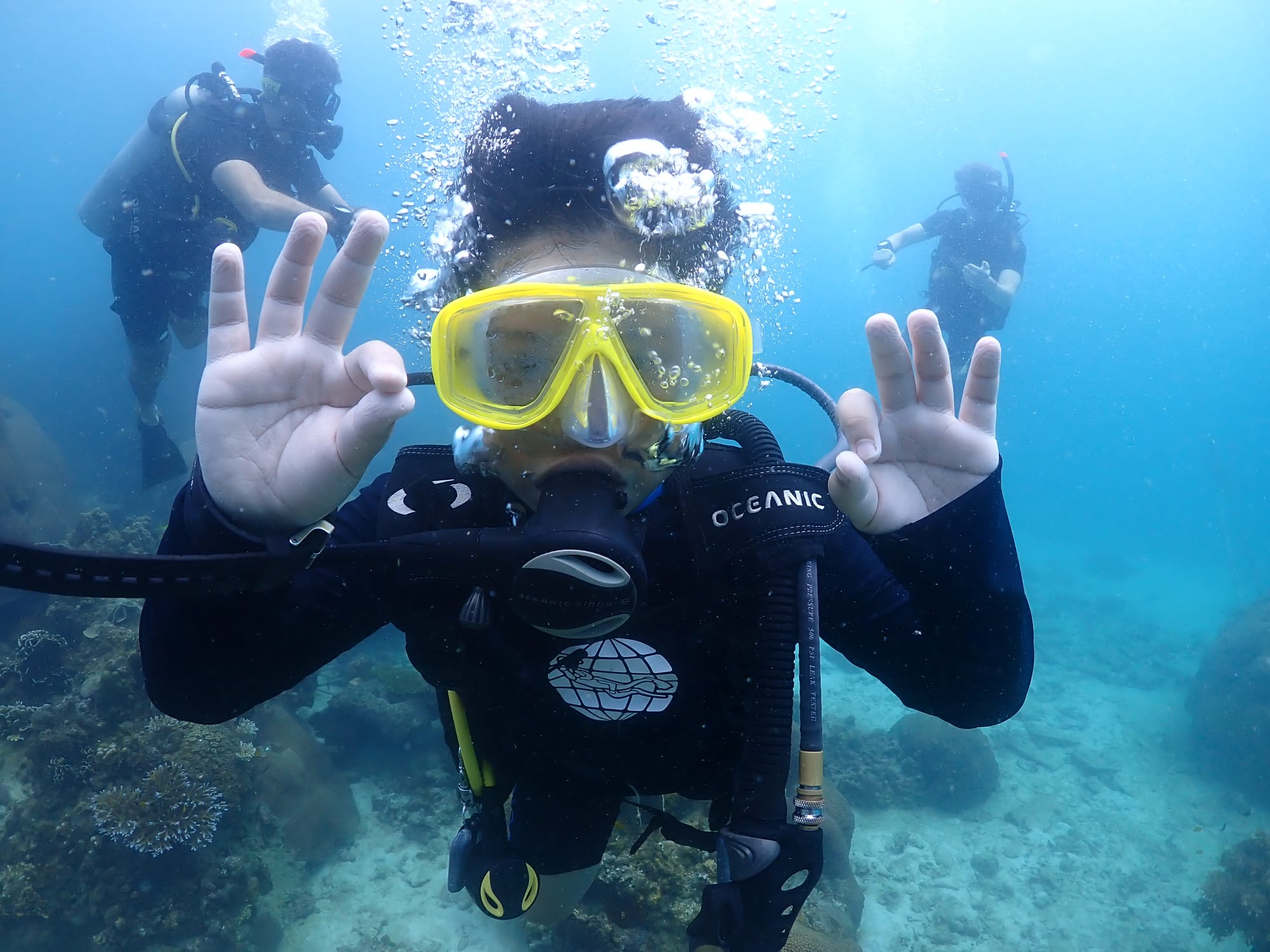 Child diving in Koh Tao